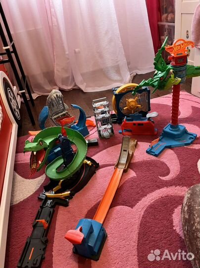 Hot wheels треки