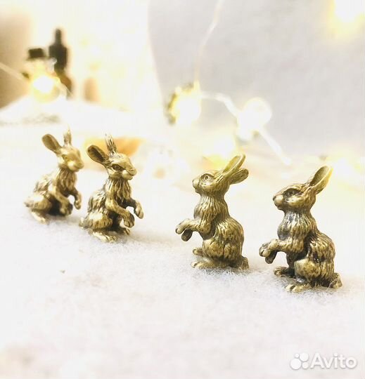 Кролик, заяц из металла сувенир символ года