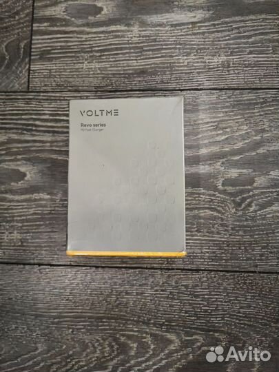 Быстрое зарядное устройство GAN100w voltme (новое)