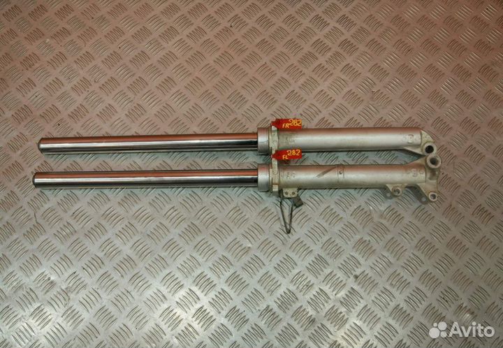 Перья вилки Yamaha TW200, G315E