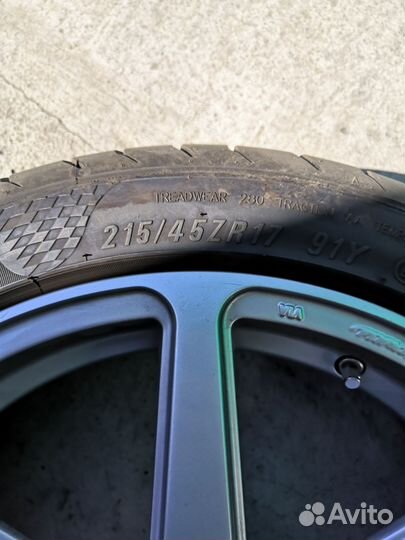 Maxxis Victra Sport VS01 215/45 R17 20V