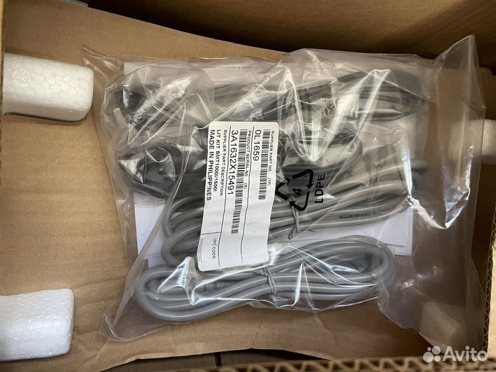 Ибп apc SMART ups 1000