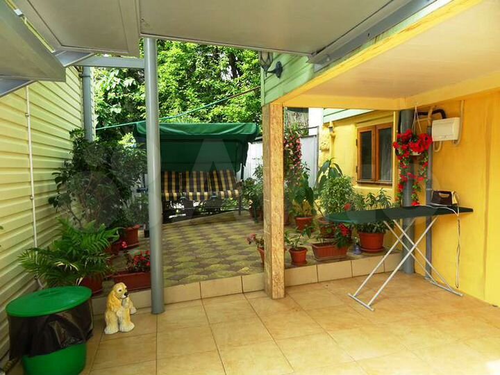 Комната 15 м² в 6-к., 1/2 эт.