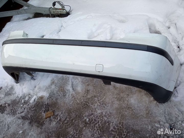 Задний бампер Ford Focus 2 дорест