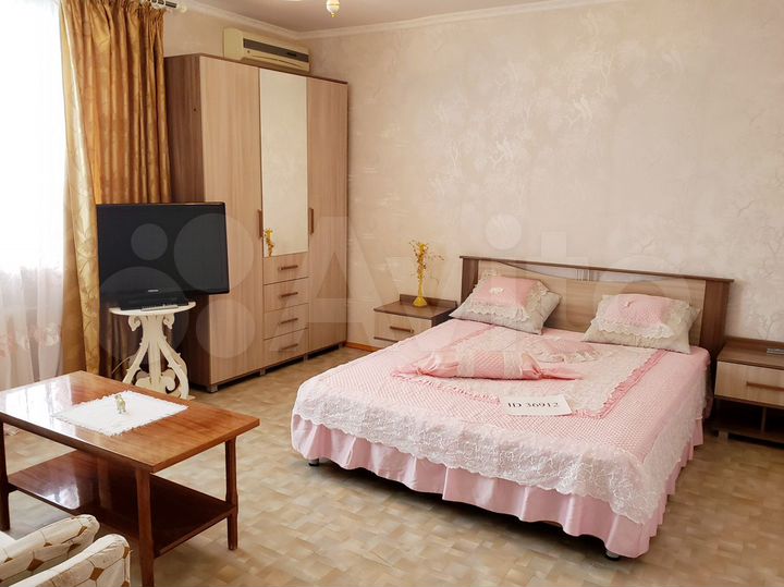 Таунхаус 100 м² на участке 7 сот.