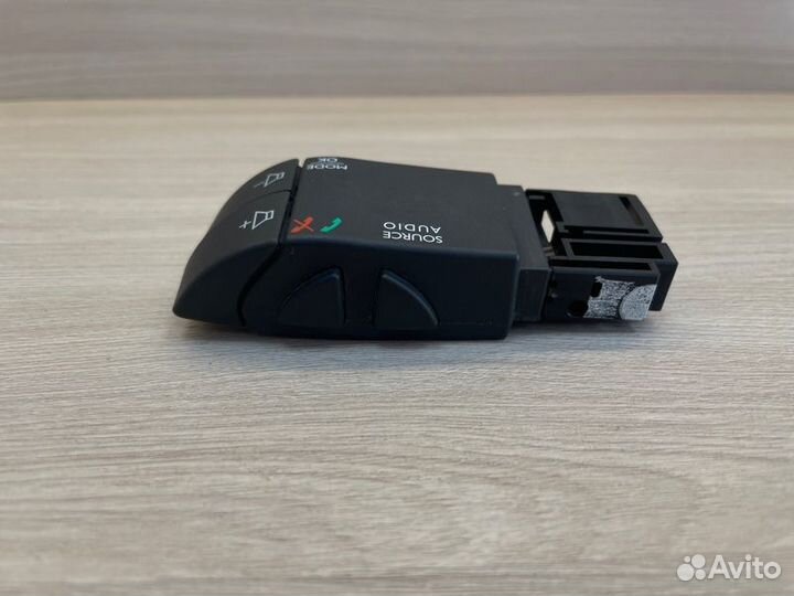 Джойстик управления магнитолой Renault Logan