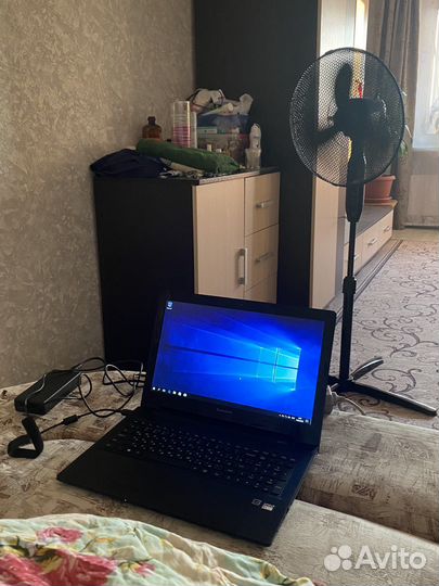 Ноутбук lenovo