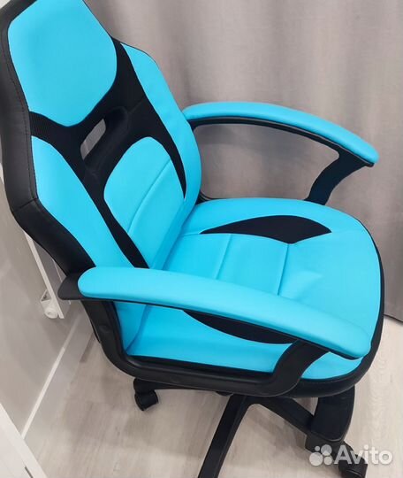 Компьютерное кресло