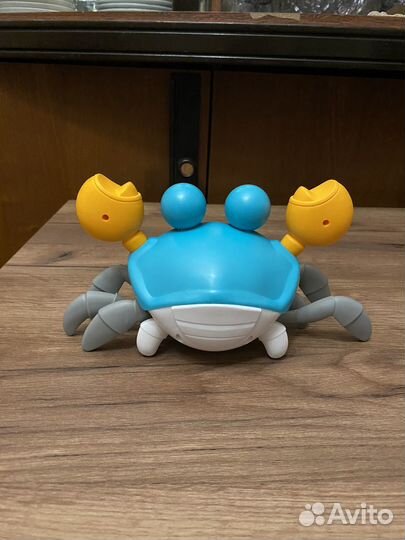 Игрушка бегающий краб