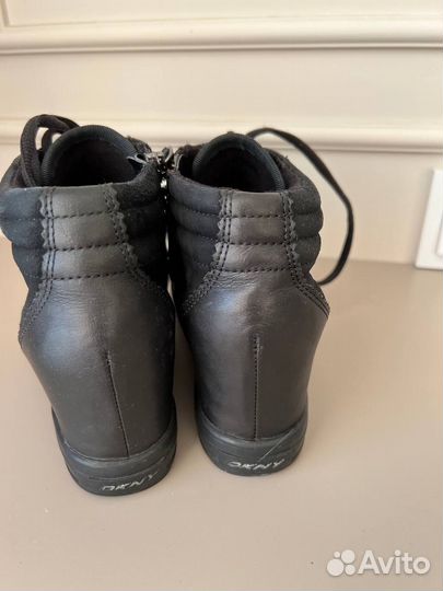 Кроссовки на танкетке, б/у, размер 36