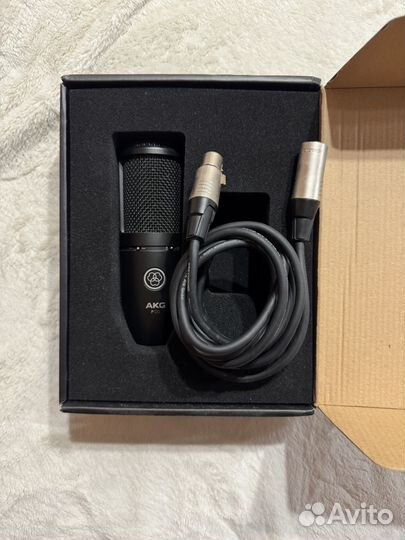 Студийный микрофон akg p120