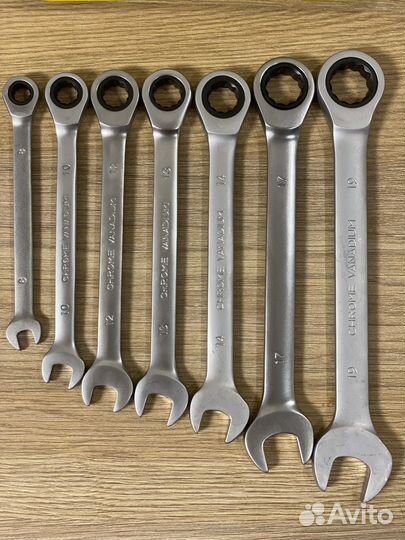 Набор ключей с трещоткой