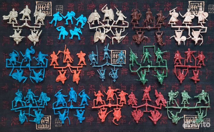 Солдатики Технолог Пираты Рыцари Индейцы 54 мм