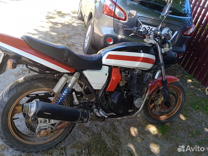 Yamaha xjr 400
