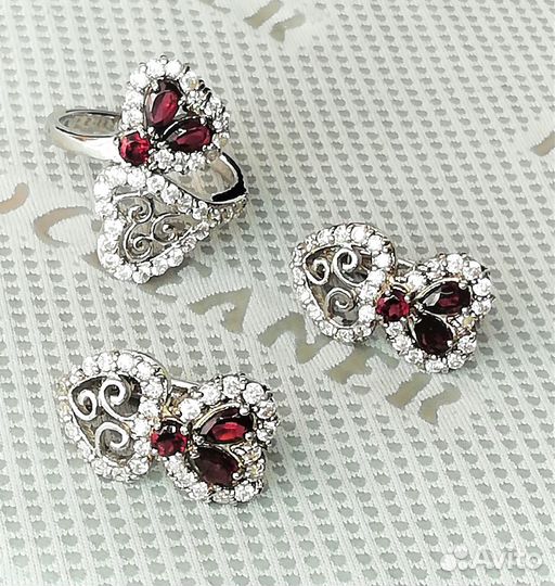 Серьги, кольцо серебро гранат разм.18,0 С182