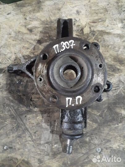 Кулаки поворотные Peugeot 307