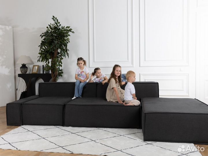 Диван со спальным местом 2700х1650 мм