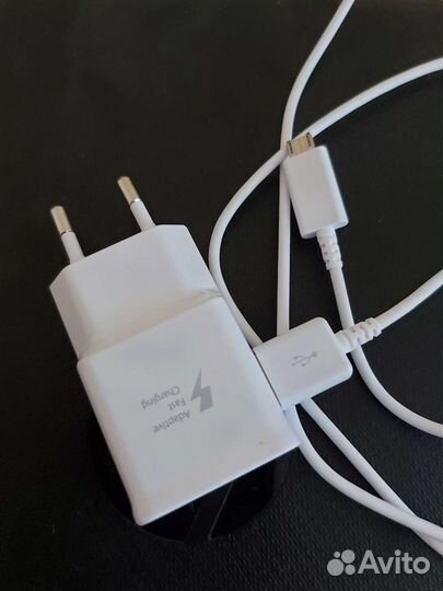 Зарядное устройство для телефона