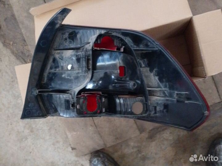 Фонарь задний левый volkswagen polo