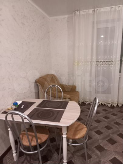 2-к. квартира, 57 м², 8/9 эт.