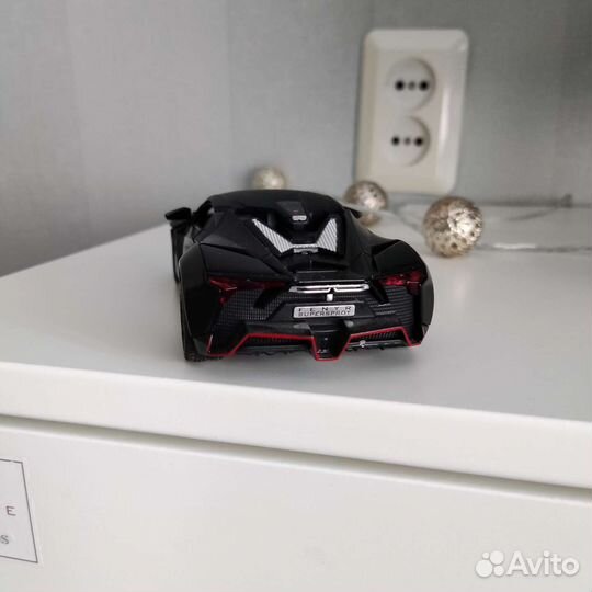 Модель машины. Lykan Fenyr Hypersport. 1:32