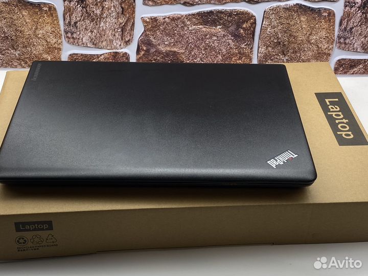 Lenovo i5-6gen\16gb\R7m370-2gb ноутбук игровой