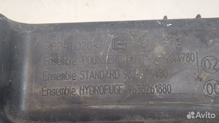 Корпус воздушного фильтра Peugeot 806, 2000