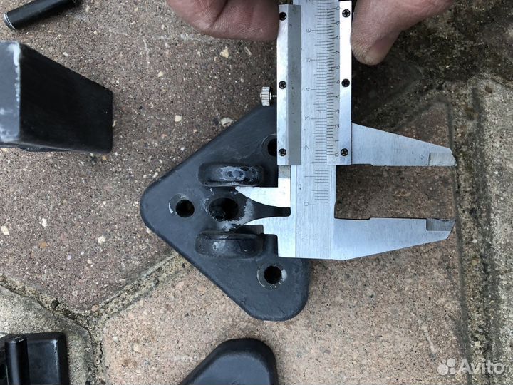 Крепление транцевых плит актуаторов lectrotab 57мм