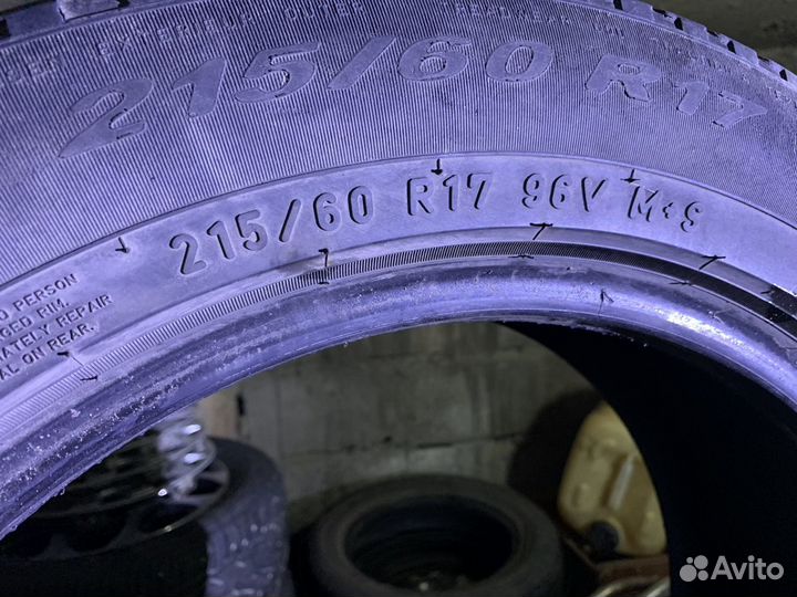 Pirelli Scorpion 215/60 R17