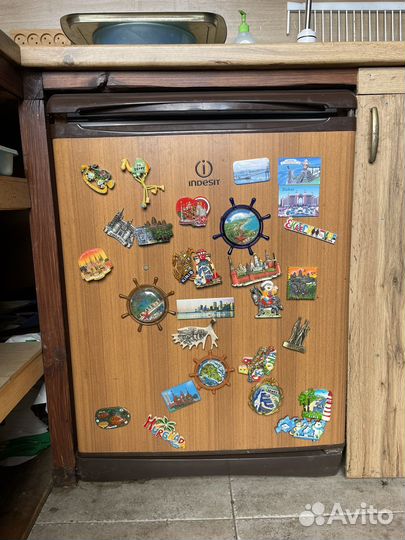 Холодильник маленький