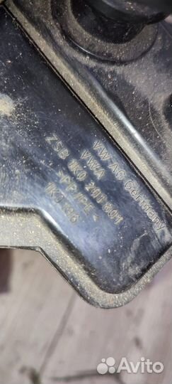 Абсорбер (фильтр угольный) Volkswagen