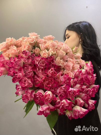 Цветы и букеты из роз с доставкой Бийск