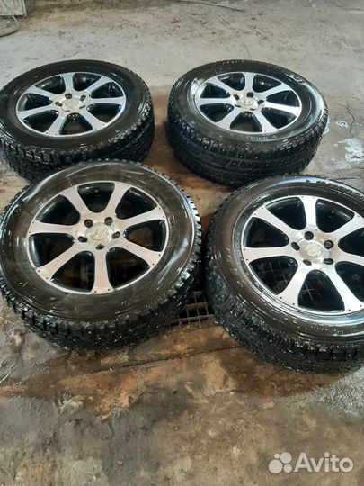 Dunlop SP Winter Ice 01 225/65 R17