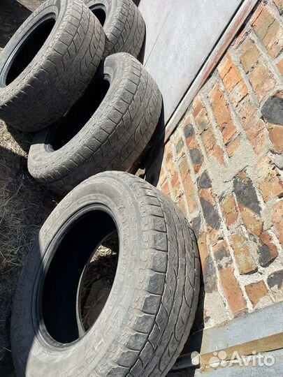 Yokohama Geolandar A/T G011 265/65 R17