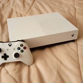 Xbox One S 1tb с играми