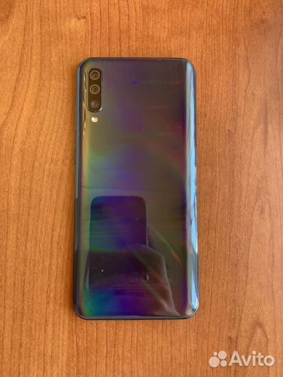 Samsung Galaxy A50, 4/64 ГБ