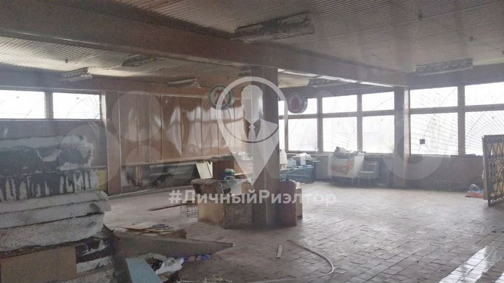 Продам торговое помещение, 324.4 м²