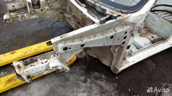 Лонжерон передний левый (четверть) б/у для Citroen