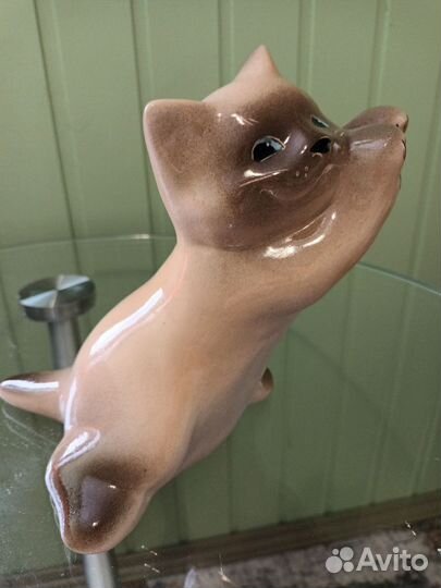 Фигурка котика, Гжель
