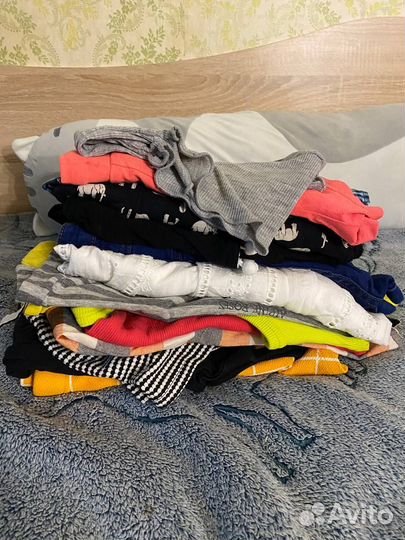 Отдам бесплатно вещи на девочку 10-12л, хс