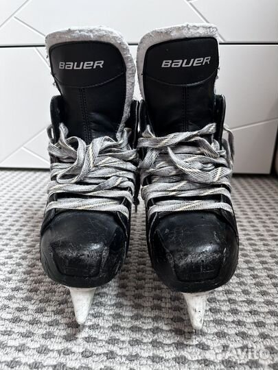 Хоккейные коньки bauer 6R PRO