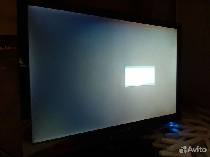 Монитор Samsung 953 bw