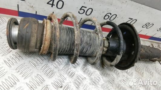 Стойка передняя правая volkswagen golf 4 (5ST01N50