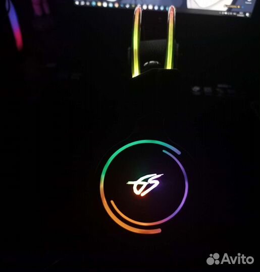 Игровые наушники с подсветкой