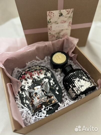 Подарок на 8 марта