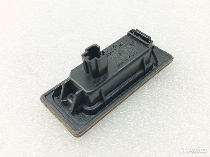 Подсветка номера задняя Volkswagen Tiguan 2 1.6D