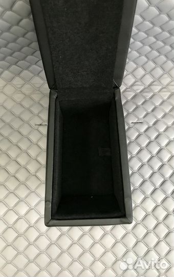 Подлокотник Ford Fusion