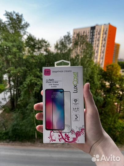 Защитное стекло на Айфон 12 мини