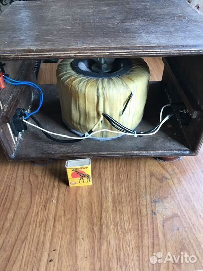 Адаптер, блок питания 100в