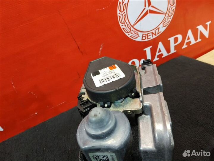 Ремень безопасности передний левый Mercedes-Benz E